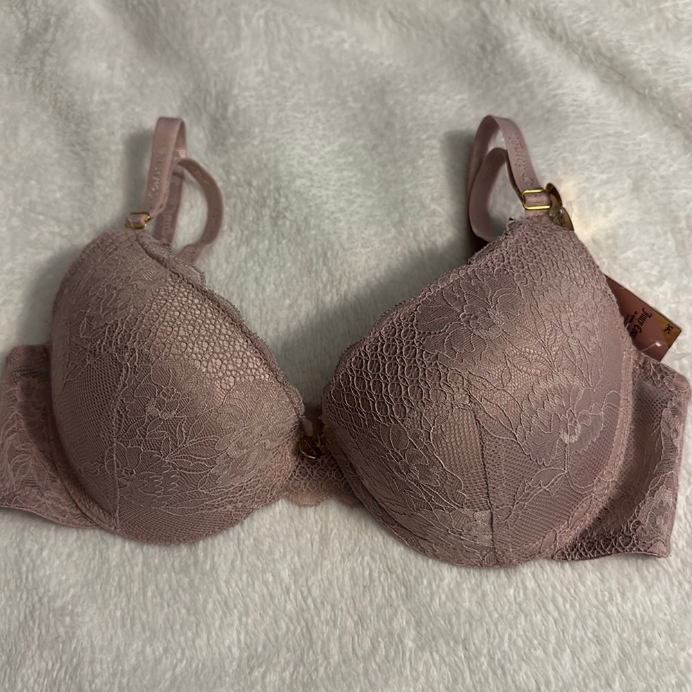 New beautiful sexy extreme Push up 34B Juice Couture in Mauvelous color lace.